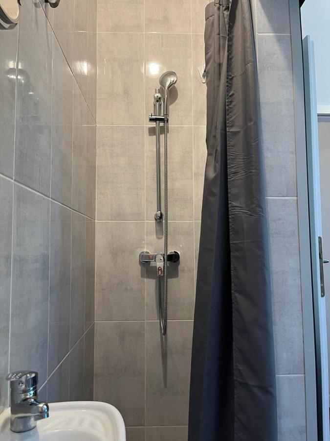 Labo Apartment Chmielna Варшава Екстериор снимка
