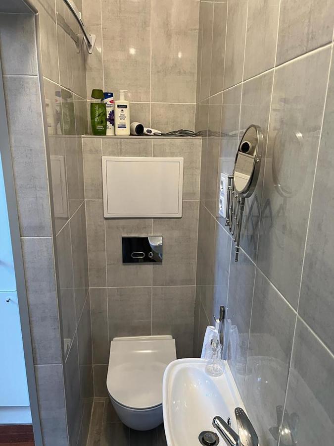 Labo Apartment Chmielna Варшава Екстериор снимка