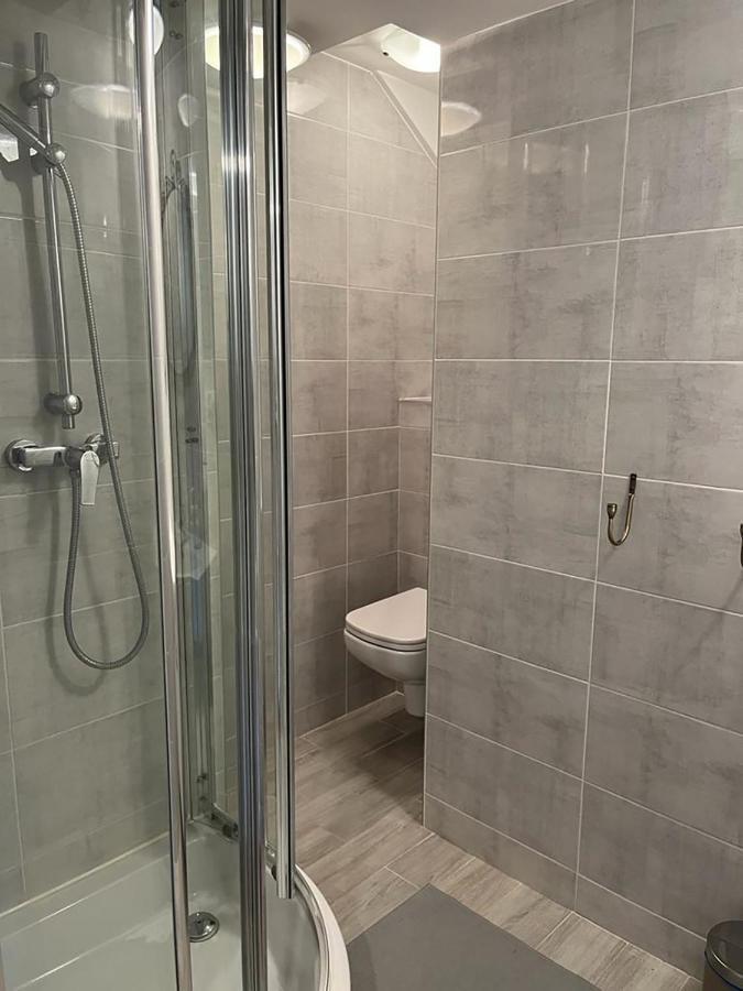 Labo Apartment Chmielna Варшава Екстериор снимка